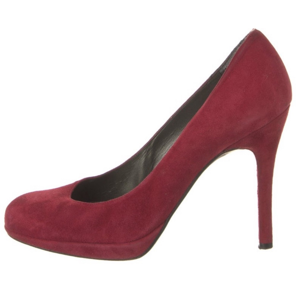 Stuart Weitzman burgundy suede round toe pumps size 8
